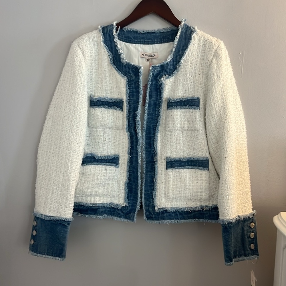 Nanette Lepore White Tweed Blazer with Blue Denim Trim has mini size sequins